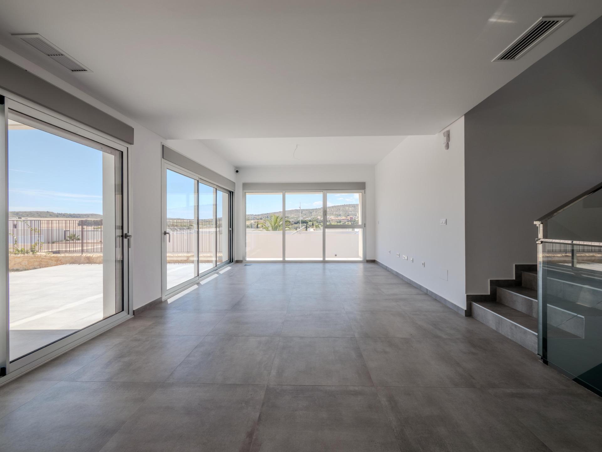 VILLA DE DISEñO MODERNO CON VISTAS AL GOLF