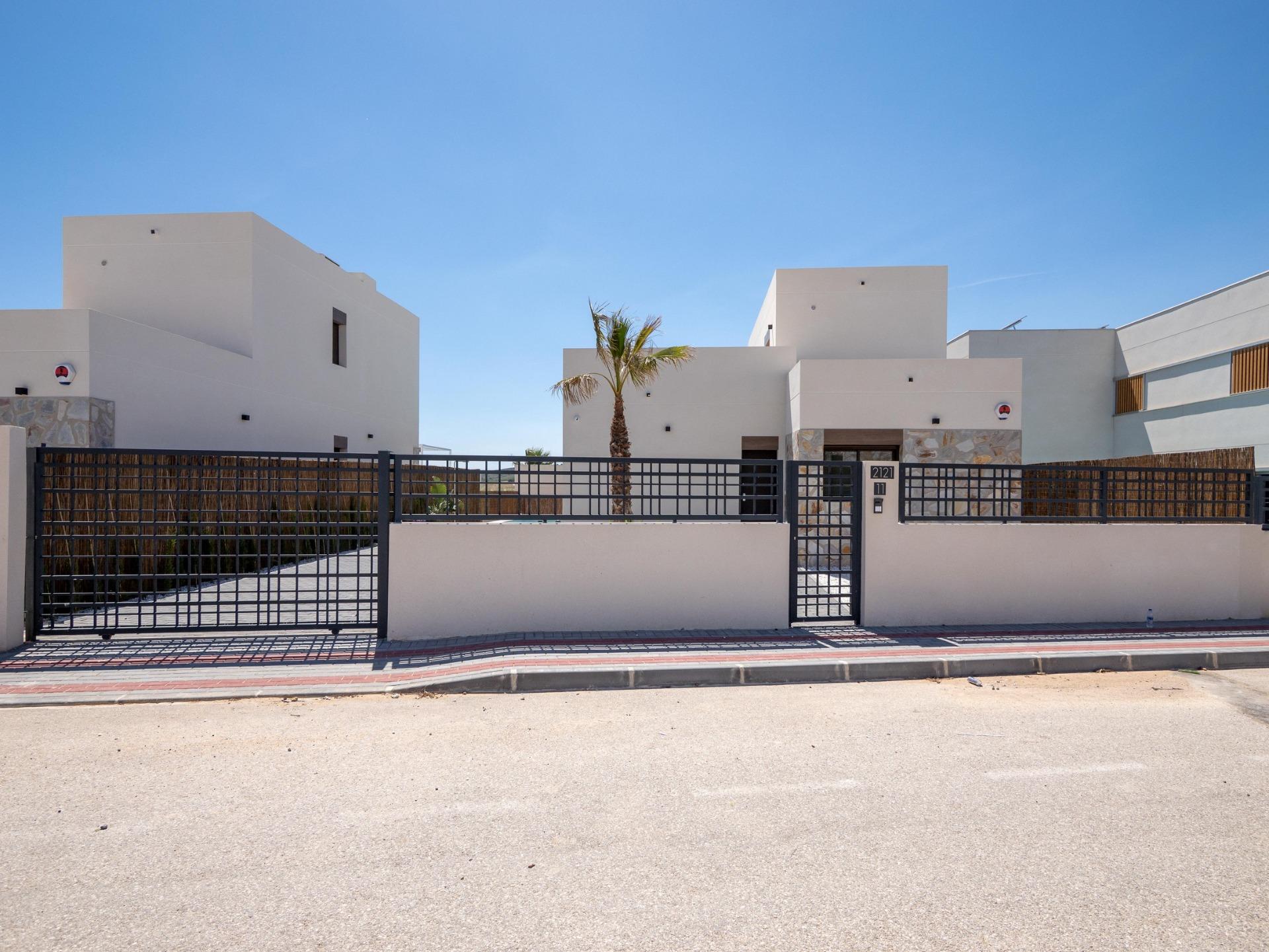 Exclusivas villas de nueva construcción en la zona del campo de golf de Algorfa