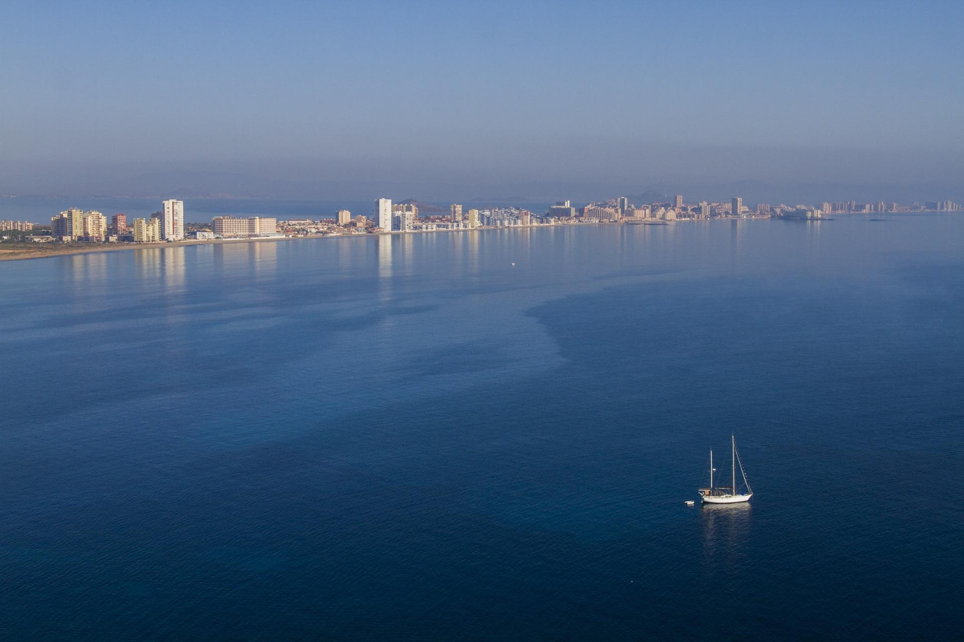 Residencial con bungalows, adosados y villas en La Manga Club