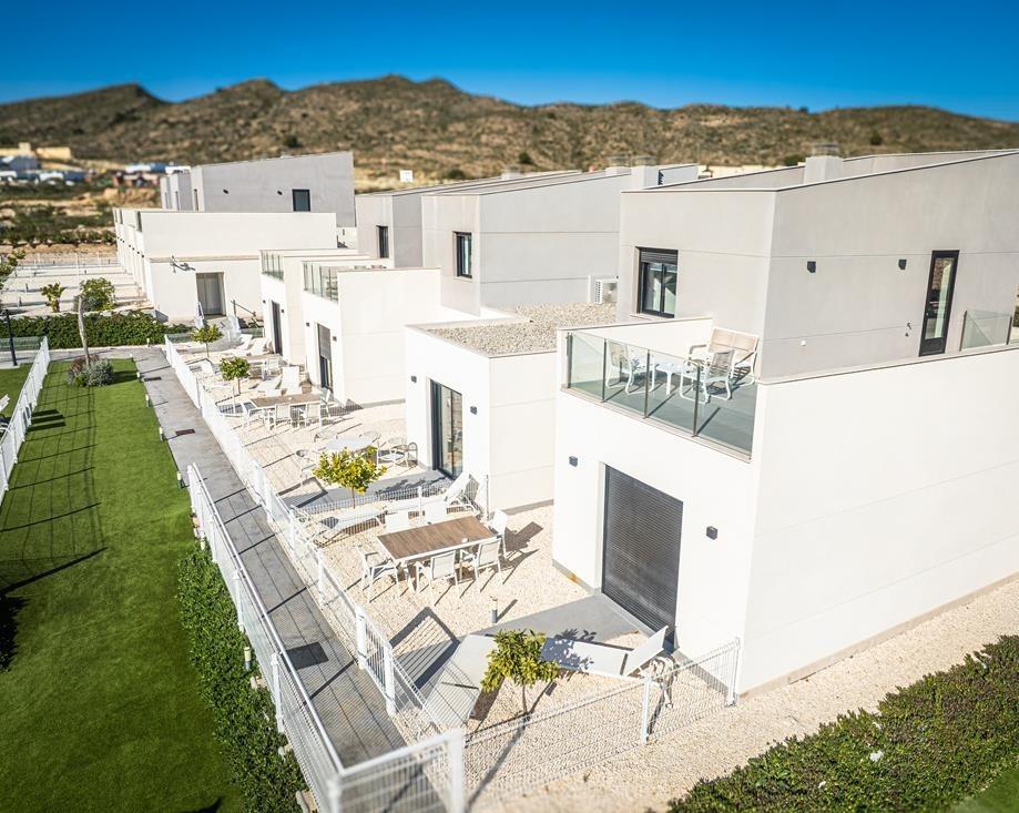 Adosados y villas adosadas de nueva construcción, listas para entrar a vivir, en Altaona Golf Resort, Murcia