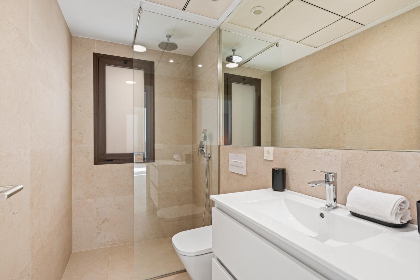 Apartamentos y villas de nueva construcción en primera línea de golf en Los Alcázares, Costa Cálida