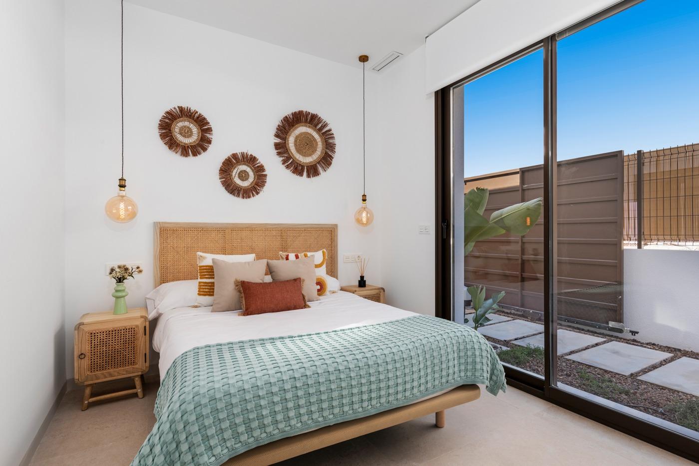 Apartamentos y villas de nueva construcción en primera línea de golf en Los Alcázares, Costa Cálida