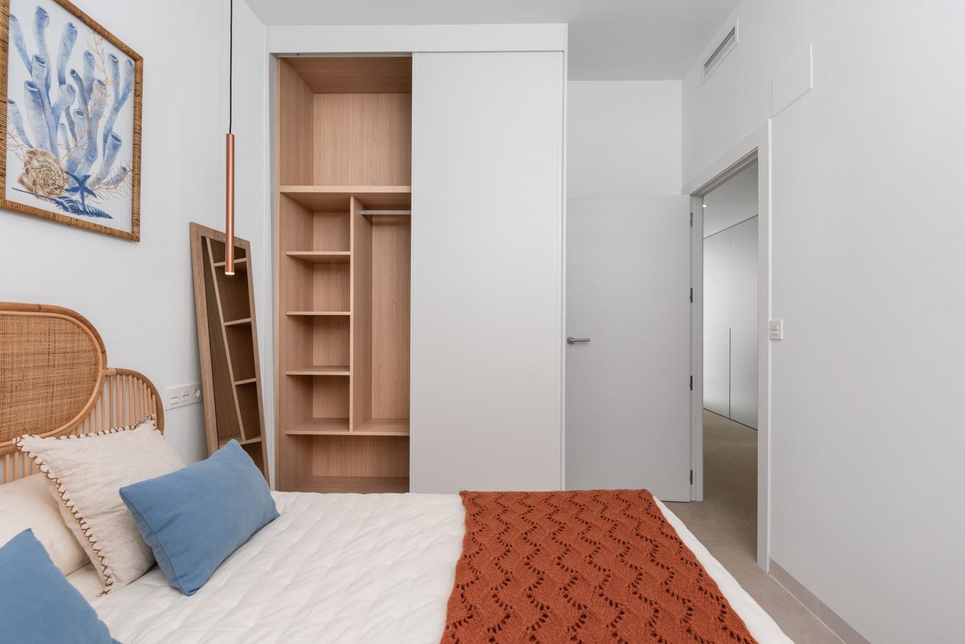 Apartamentos y villas de nueva construcción en primera línea de golf en Los Alcázares, Costa Cálida