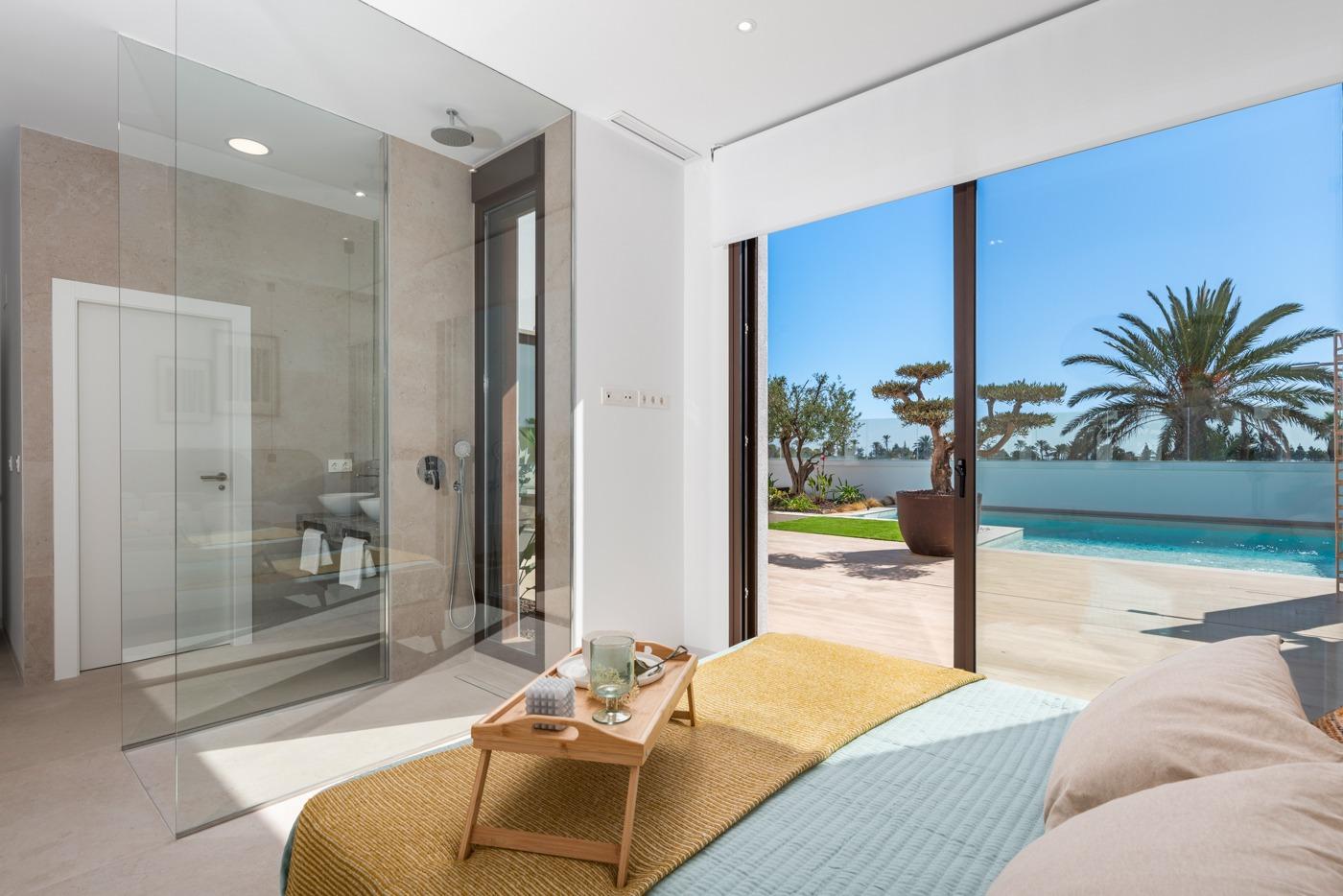 Apartamentos y villas de nueva construcción en primera línea de golf en Los Alcázares, Costa Cálida
