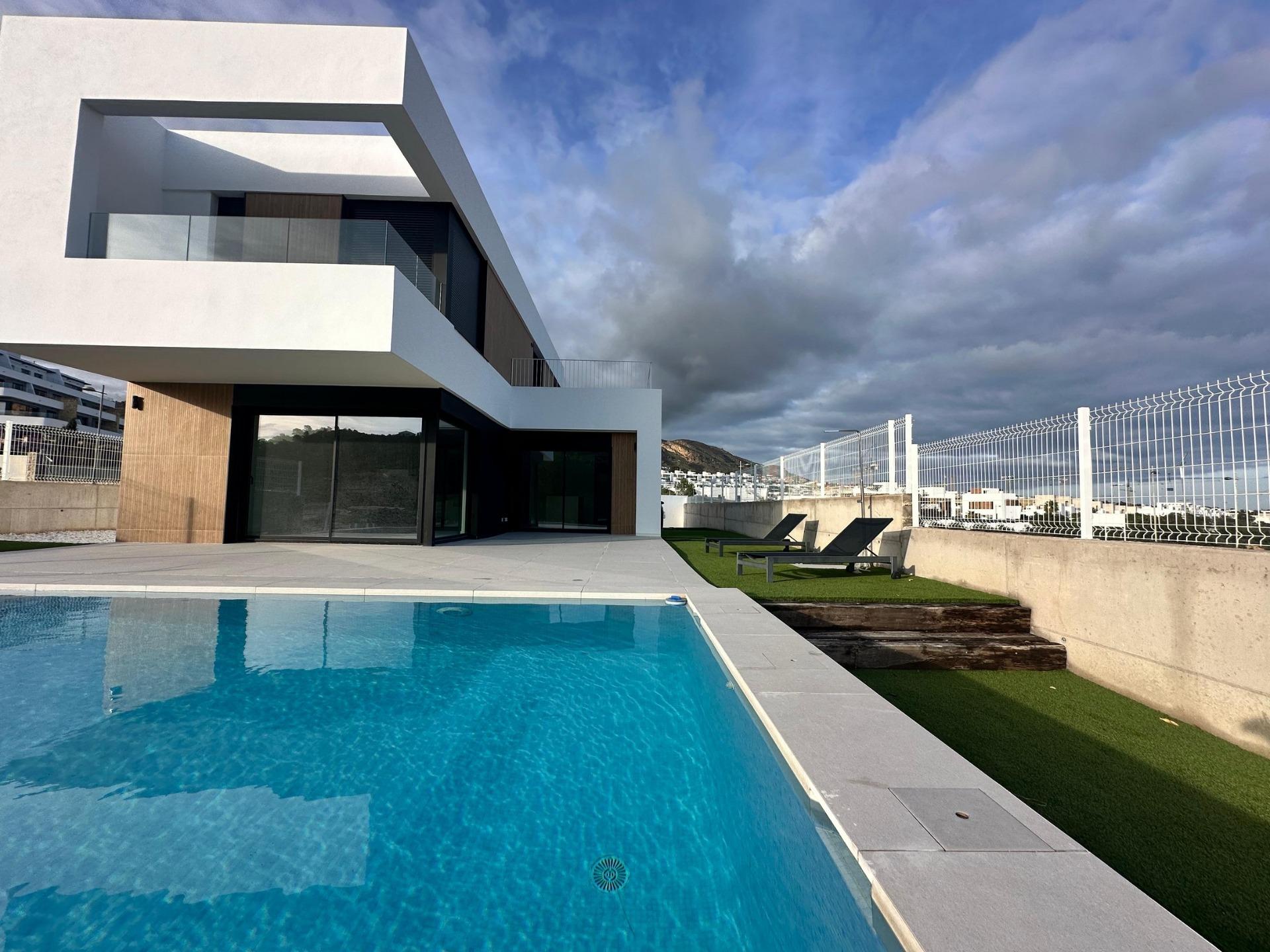 VILLAS DE OBRA NUEVA EN BALCON DE FINESTRAT