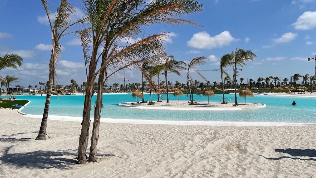 Villa de lujo en primera línea del lago en el complejo Santa Rosalia Lake and Life Resort, en la Región de Murcia