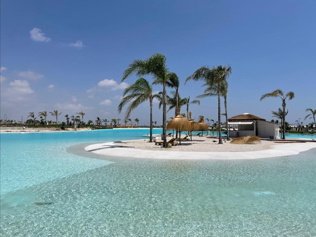 Villa de lujo en primera línea del lago en el complejo Santa Rosalia Lake and Life Resort, en la Región de Murcia