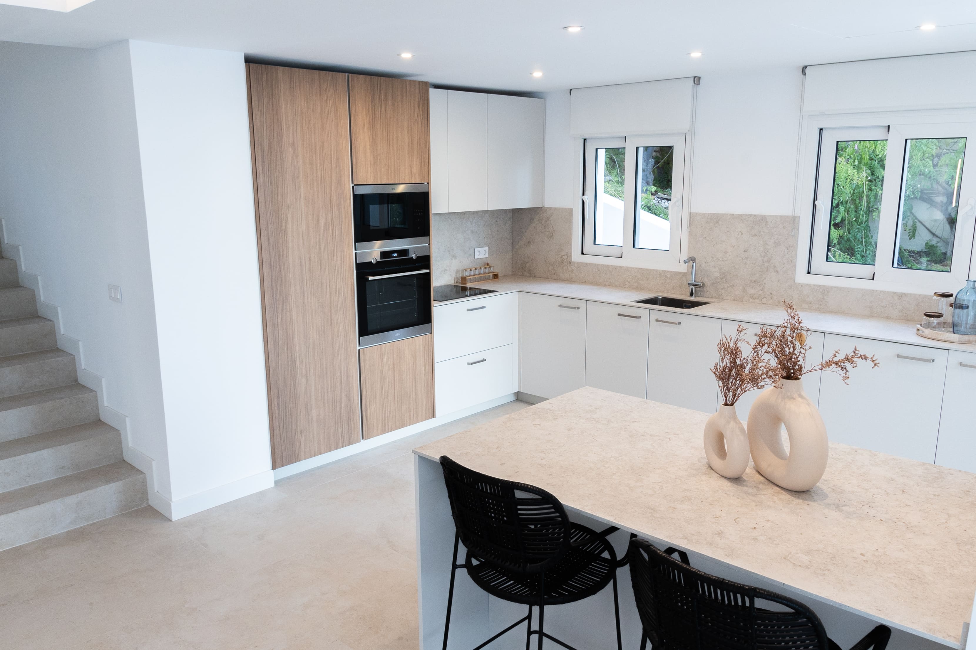 Villa moderna con vistas al mar