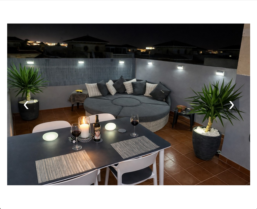 Casa adosada en urbanización cerrada